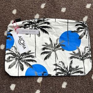 Aloha Mid Pouch - Special Edition (NEW)